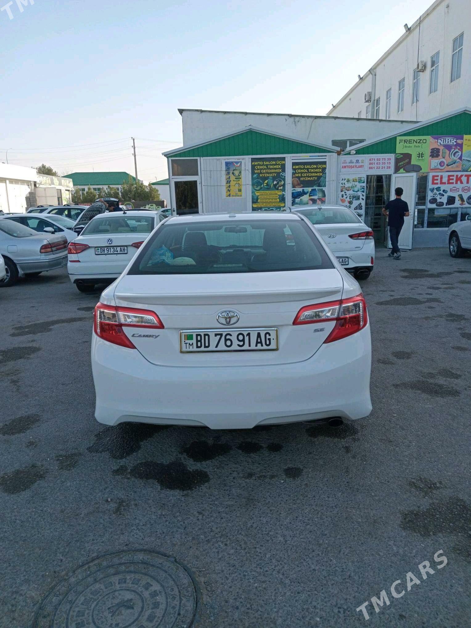 Toyota Camry 2013 - 240 000 TMT - Köşi - img 3