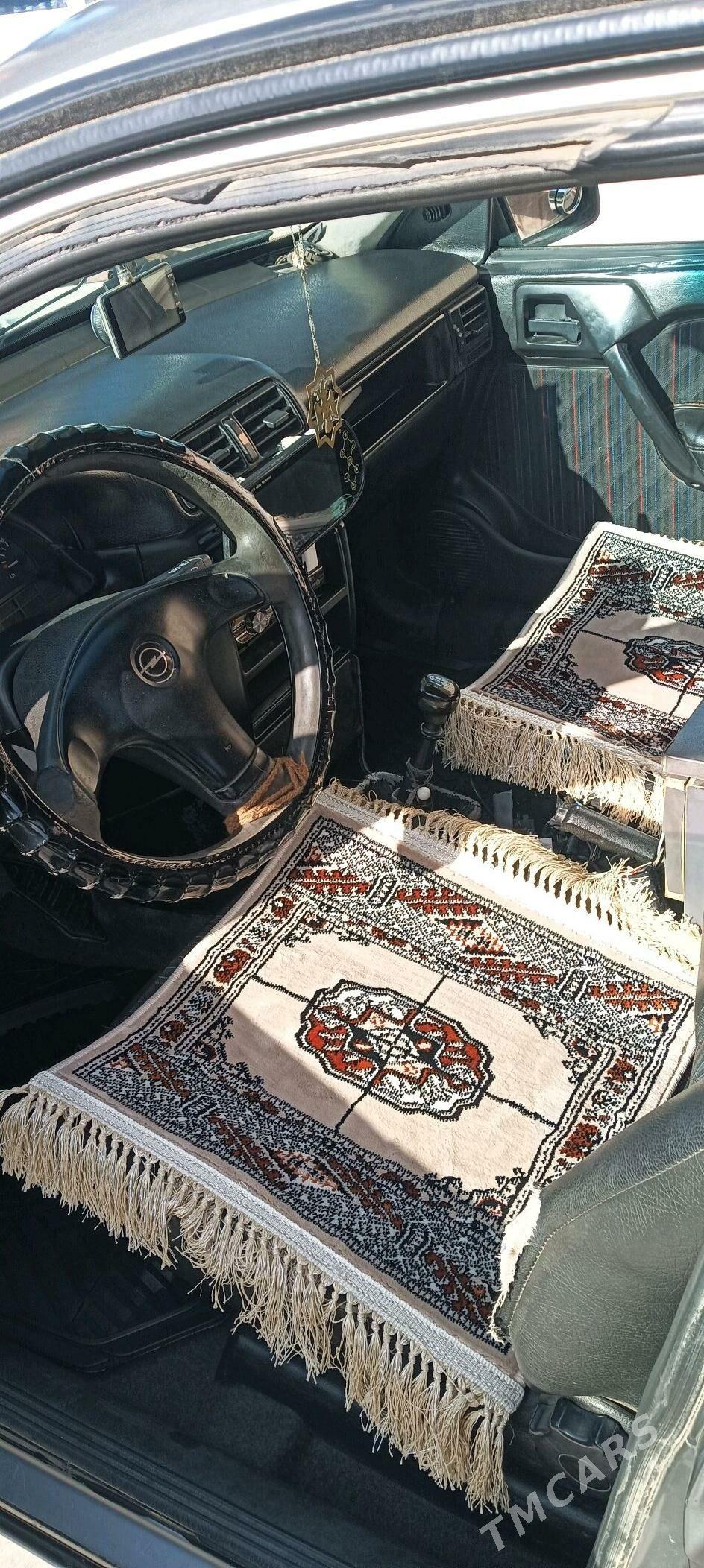 Opel Vectra 1993 - 32 000 TMT - Baýramaly - img 5