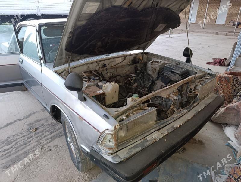 Nissan Bluebird 1982 - 4 000 TMT - Sarahs - img 1