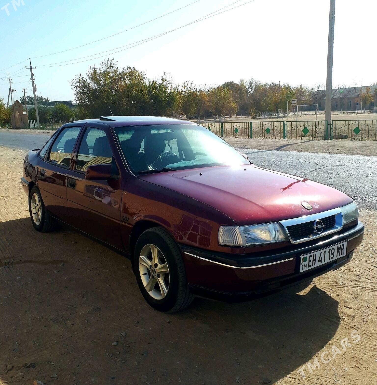 Opel Vectra 1990 - 40 000 TMT - Mary - img 5