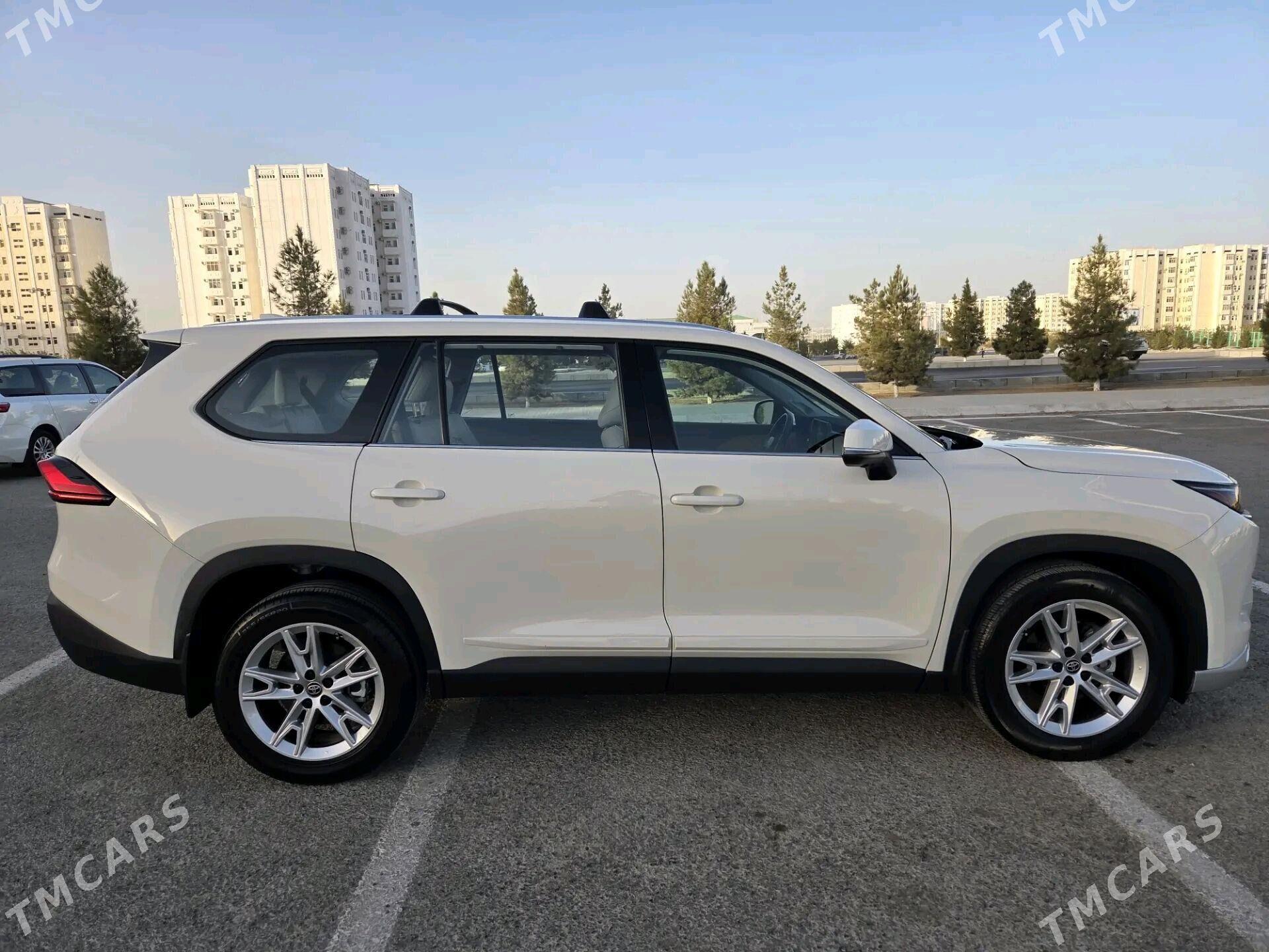 Toyota Highlander 2024 - 850 000 TMT - Aşgabat - img 3