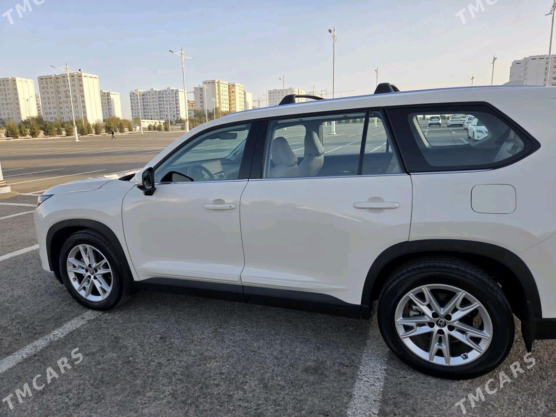 Toyota Highlander 2024 - 850 000 TMT - Aşgabat - img 5