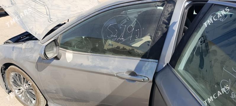 Toyota Camry 2021 - 255 000 TMT - Мары - img 9