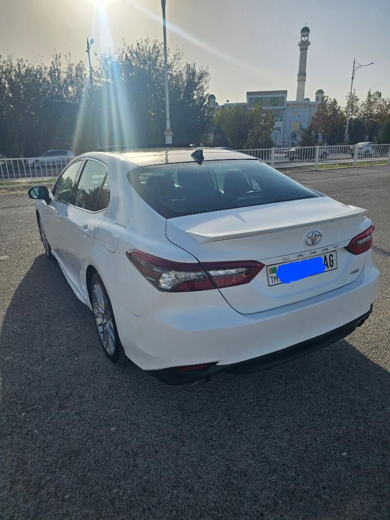 Toyota Camry 2022 - 289 000 TMT - Aşgabat - img 3