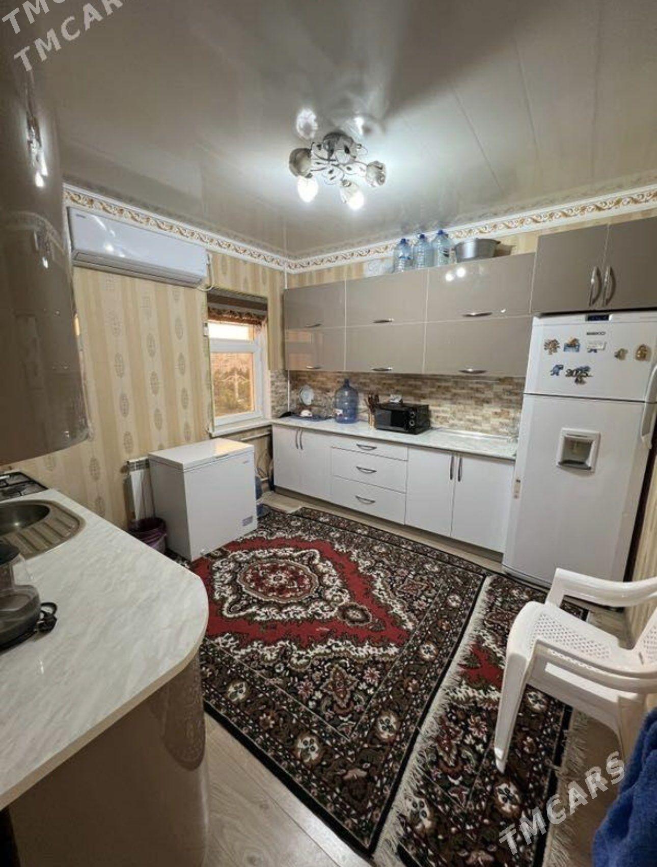 Мир-4 4 Этаж  2 Комнатная  - Ашхабад - img 7