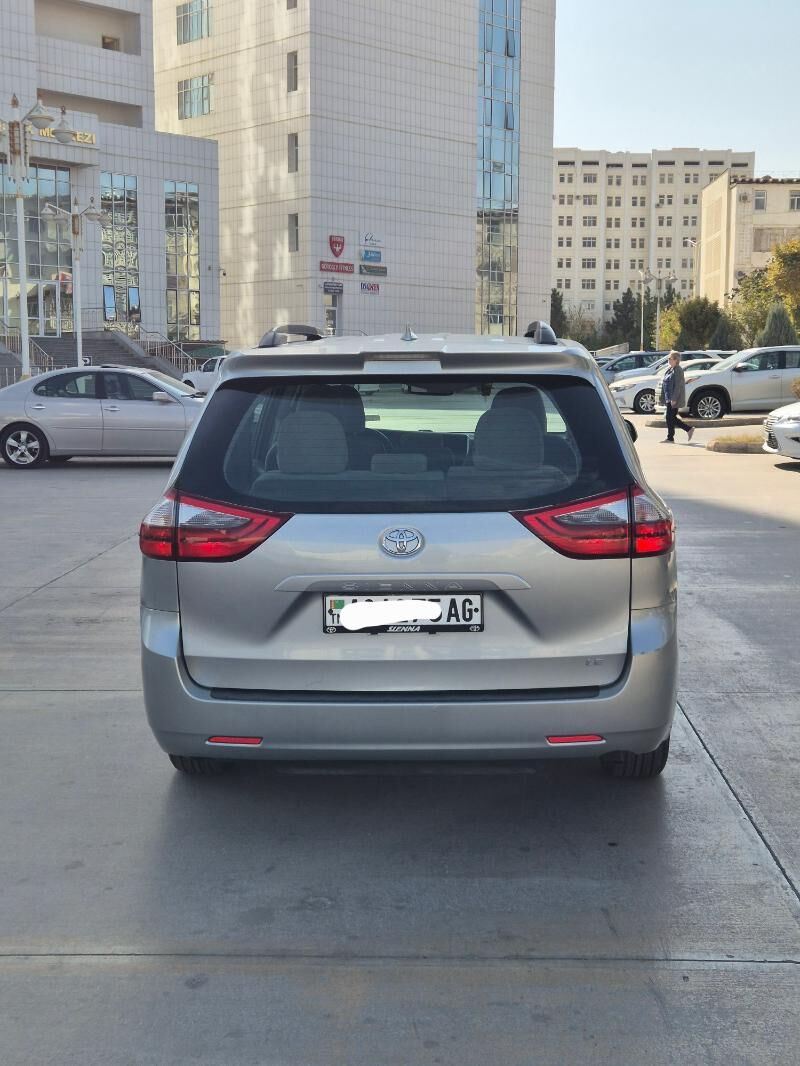 Toyota Sienna 2019 - 363 000 TMT - Aşgabat - img 4