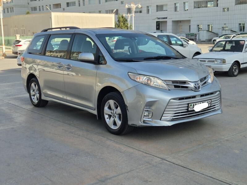 Toyota Sienna 2019 - 363 000 TMT - Aşgabat - img 2