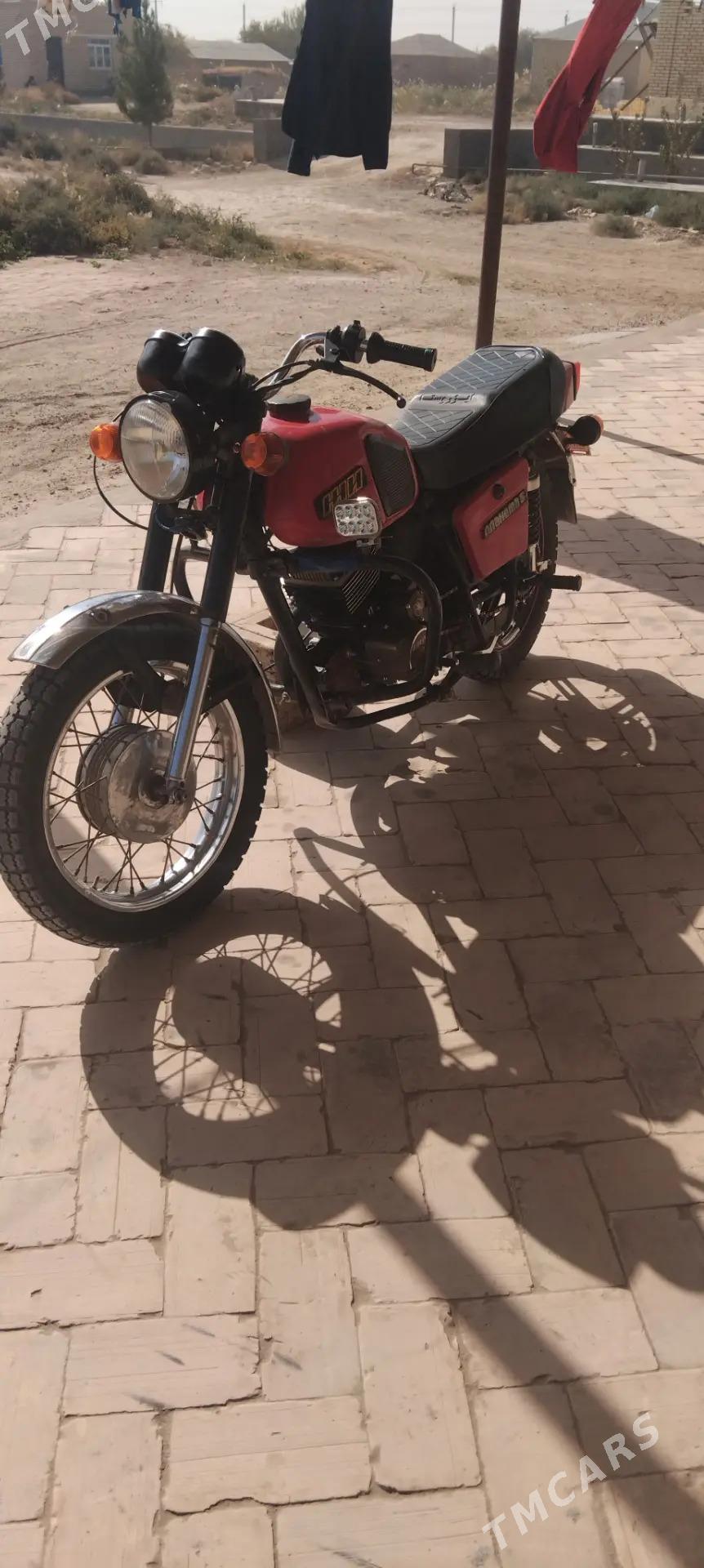 Iž Planeta 5 2025 - 15 000 TMT - Байрамали - img 2