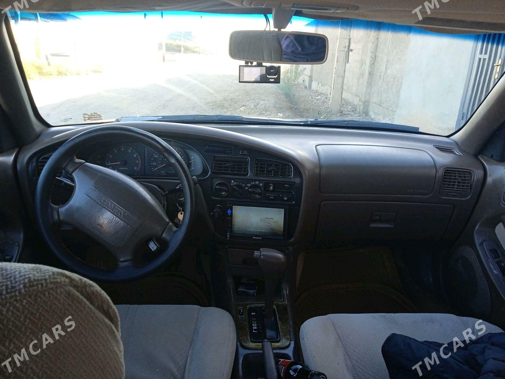 Toyota Camry 1995 - 95 000 TMT - Türkmenbaşy etr. - img 4