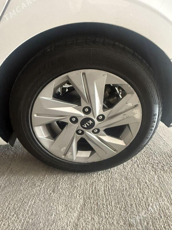 Hyundai Elantra 2021 - 205 000 TMT - 30 мкр - img 2