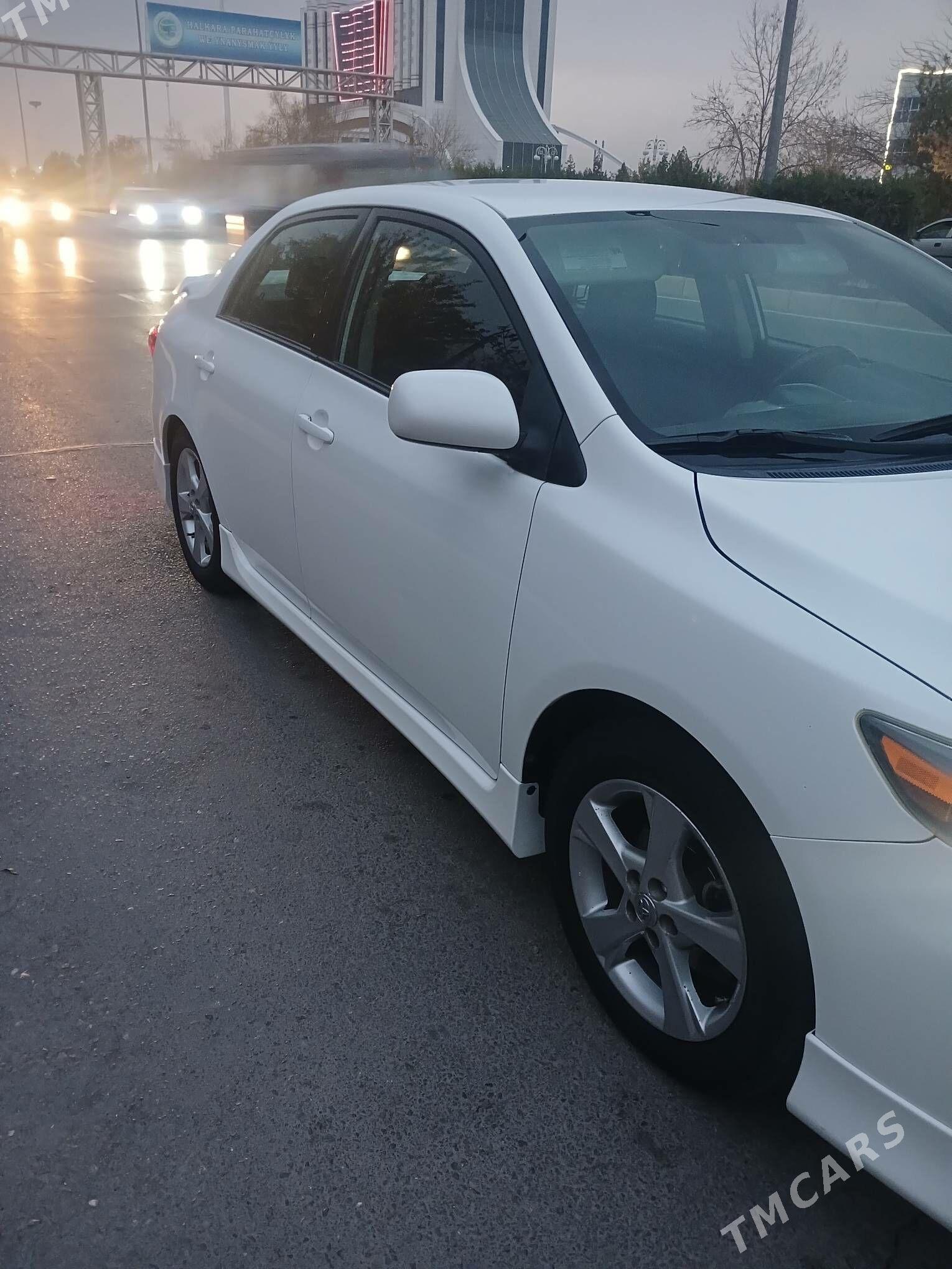 Toyota Corolla 2013 - 180 000 TMT - Дашогуз - img 1