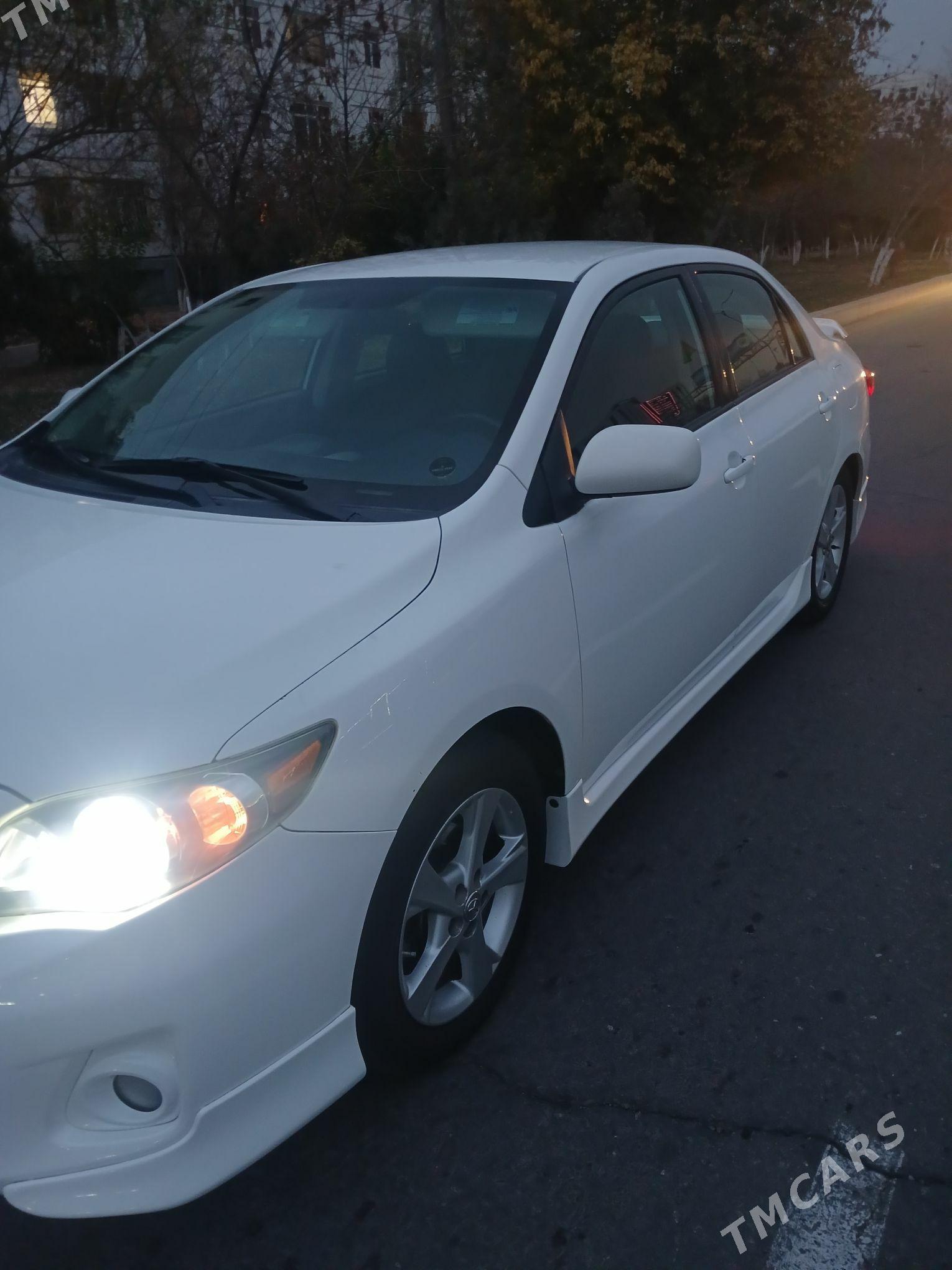 Toyota Corolla 2013 - 180 000 TMT - Дашогуз - img 2