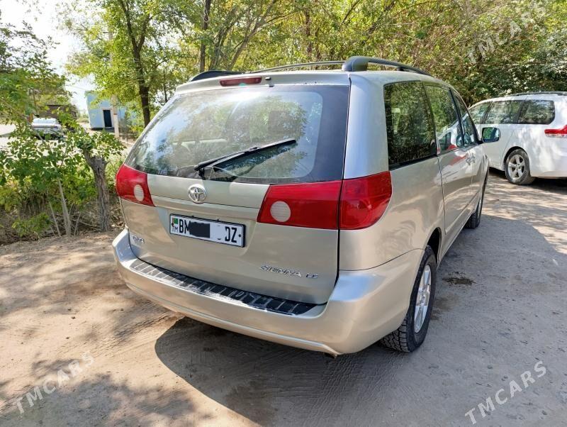 Toyota Sienna 2005 - 210 000 TMT - Türkmenbaşy etr. - img 5