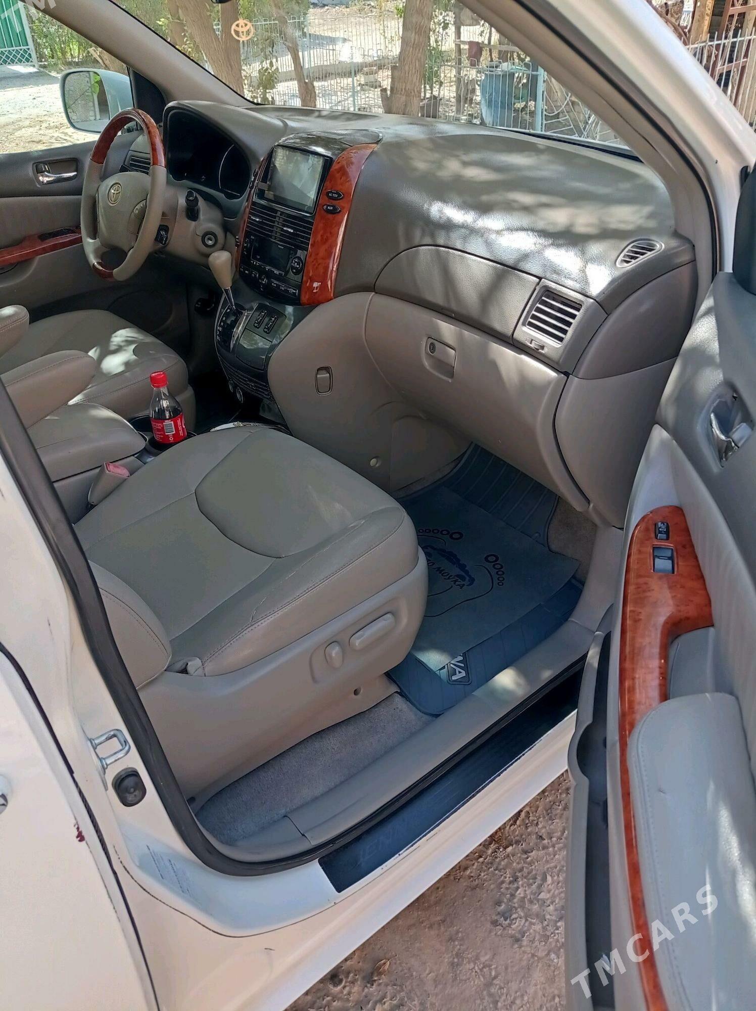 Toyota Sienna 2008 - 210 000 TMT - Мары - img 7