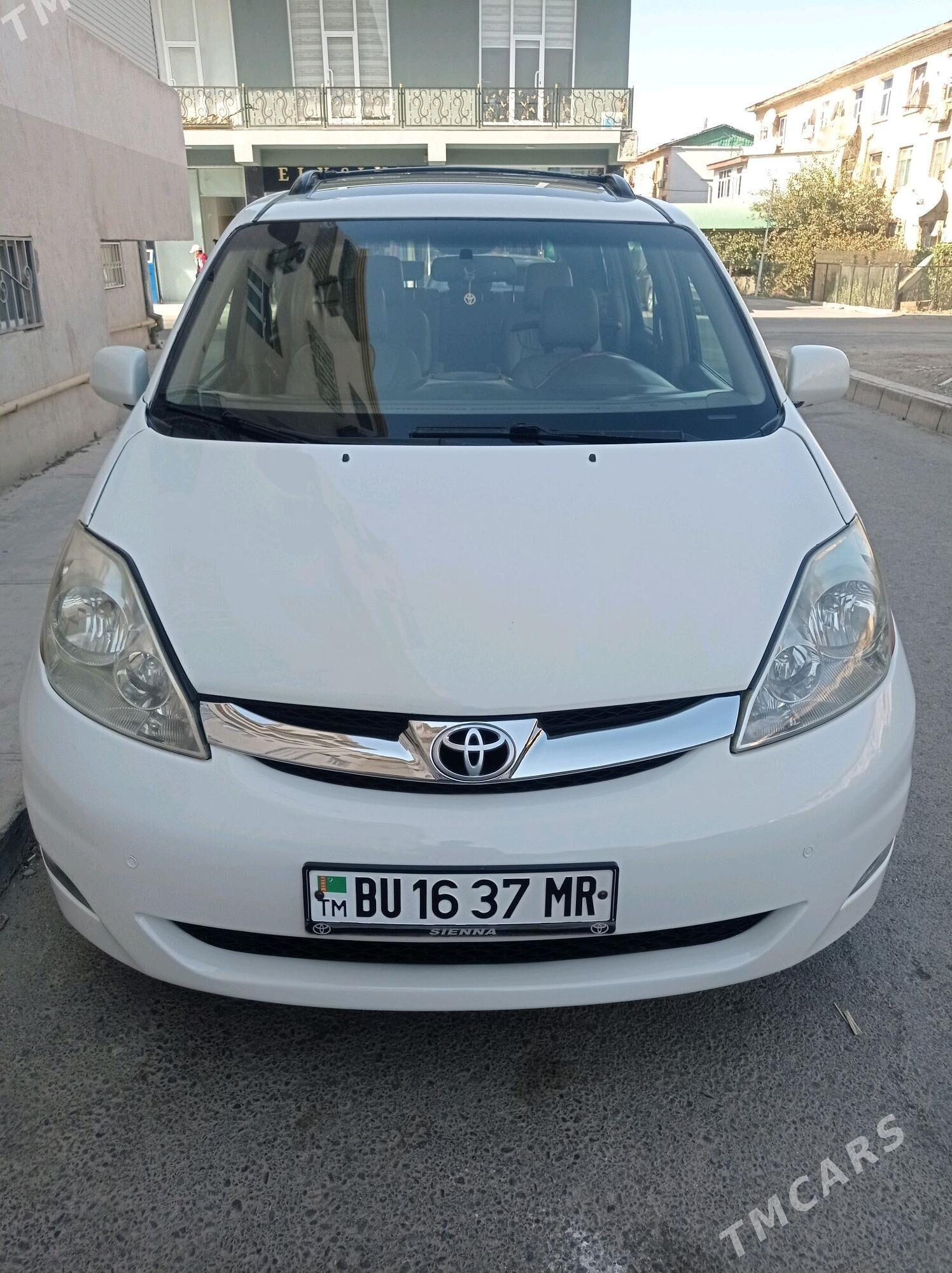 Toyota Sienna 2008 - 210 000 TMT - Мары - img 5