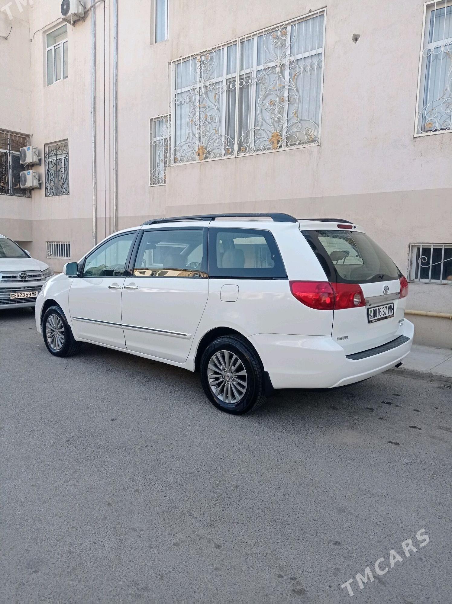 Toyota Sienna 2008 - 210 000 TMT - Мары - img 2