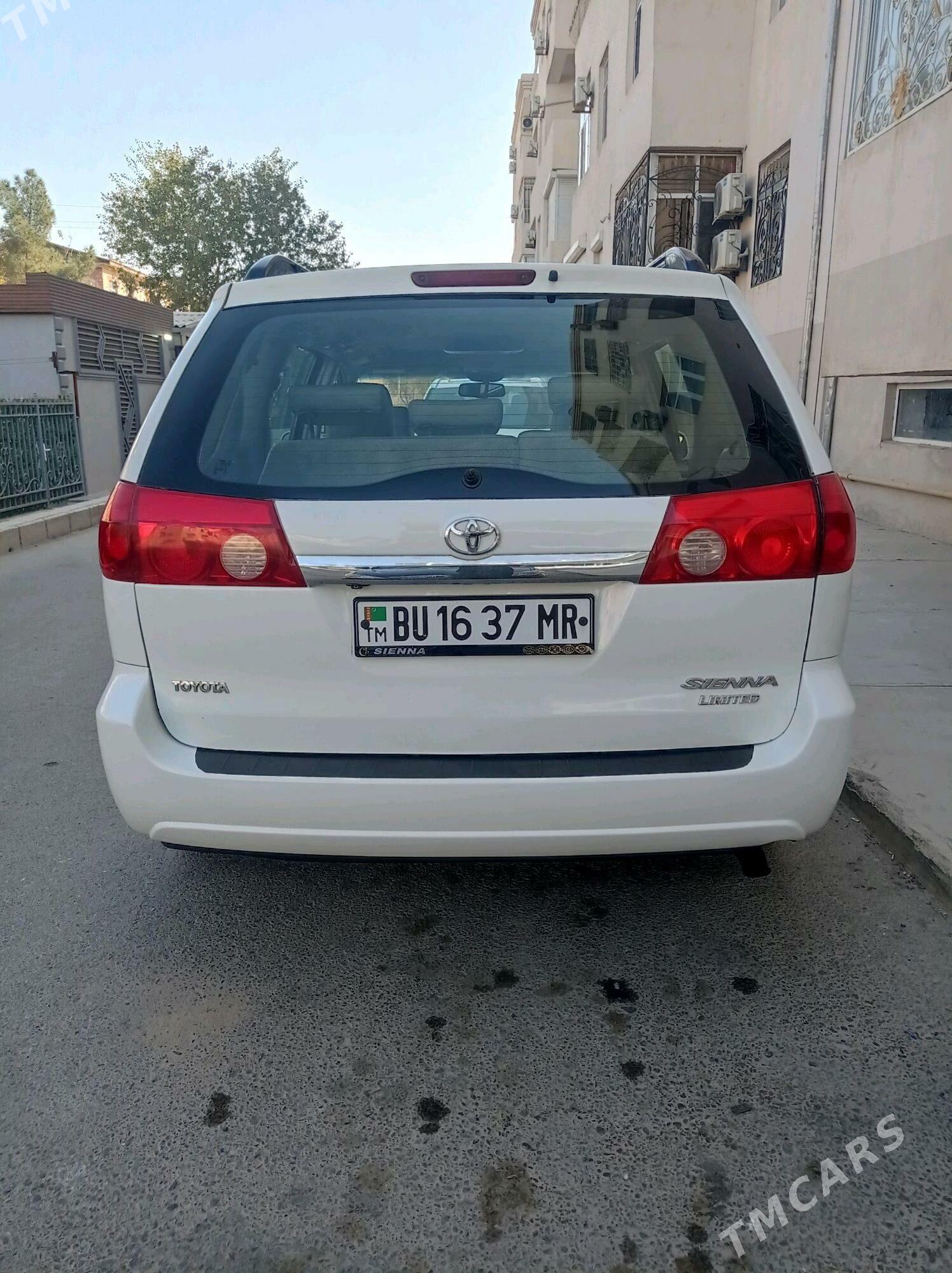 Toyota Sienna 2008 - 210 000 TMT - Мары - img 4