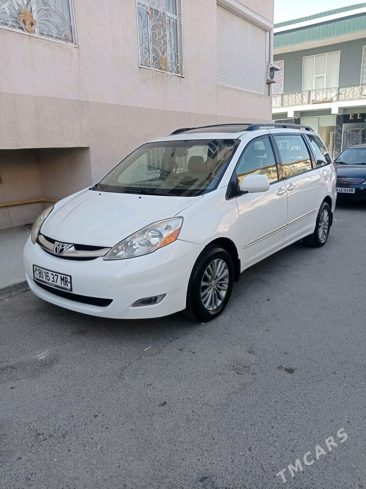 Toyota Sienna 2008 - 210 000 TMT - Мары - img 1