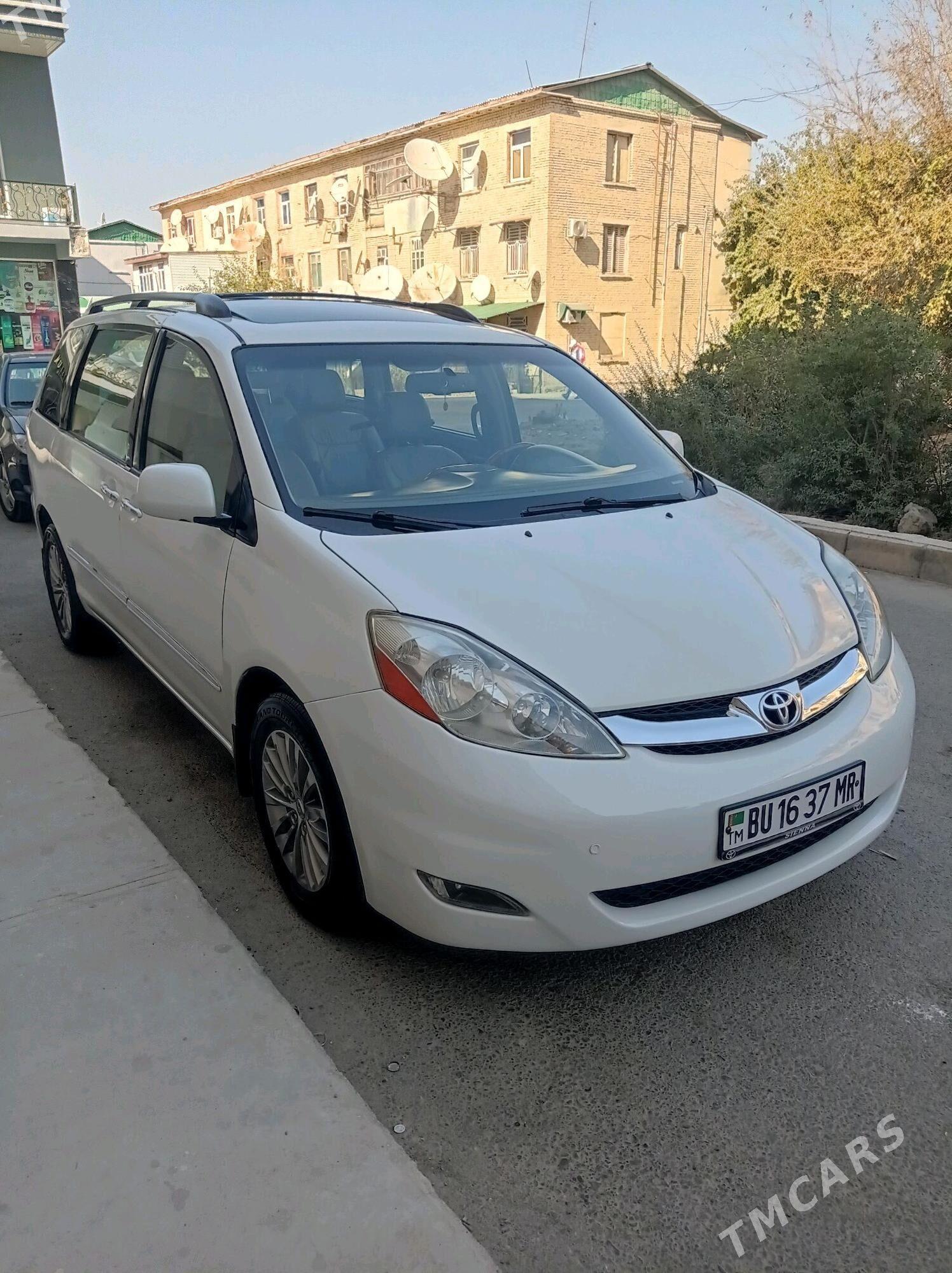 Toyota Sienna 2008 - 210 000 TMT - Мары - img 10