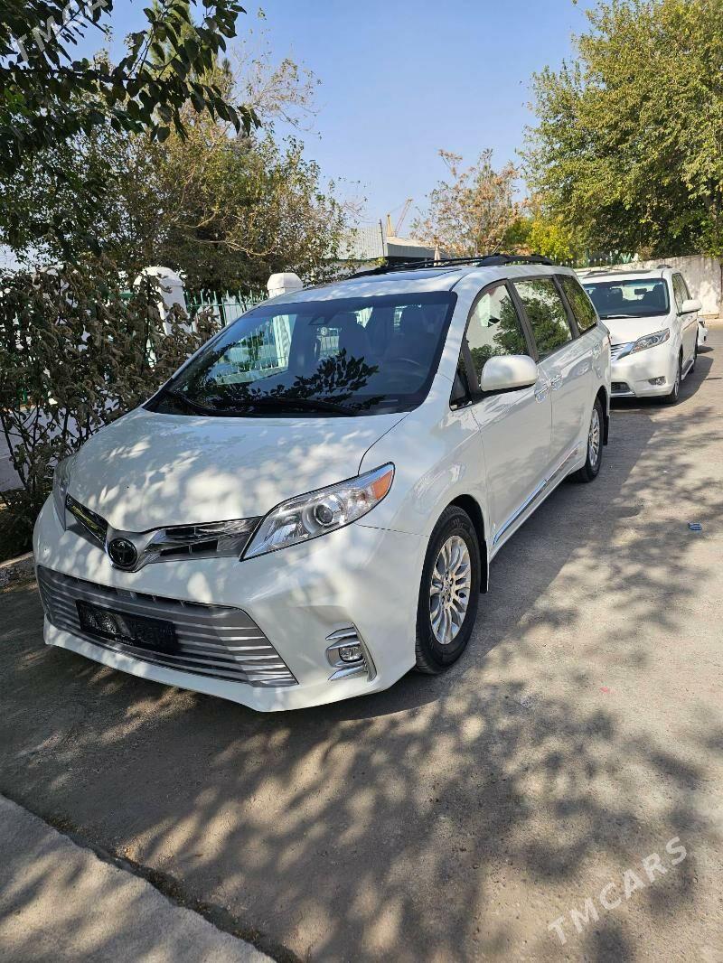 Toyota Sienna 2019 - 365 000 TMT - Ашхабад - img 1