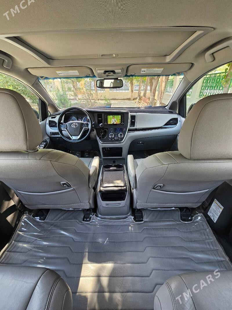 Toyota Sienna 2019 - 365 000 TMT - Ашхабад - img 6