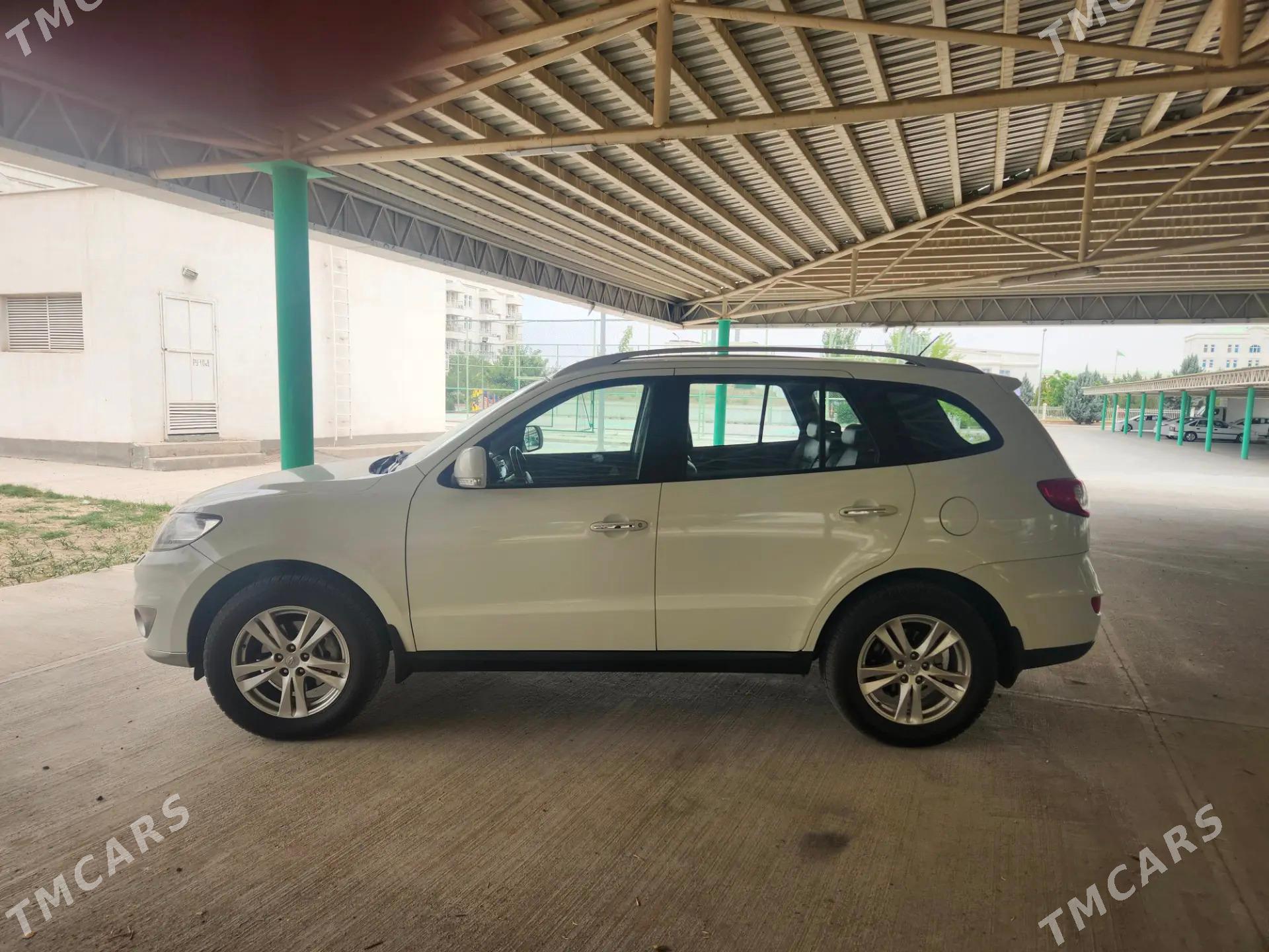 Hyundai Santa Fe 2010 - 240 000 TMT - Aşgabat - img 3