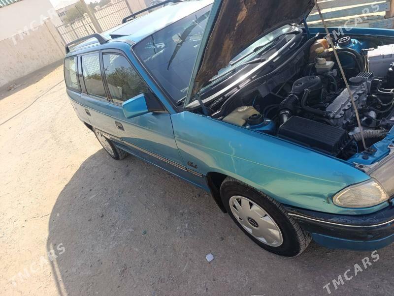 Opel Astra 1994 - 45 000 TMT - Мары - img 8