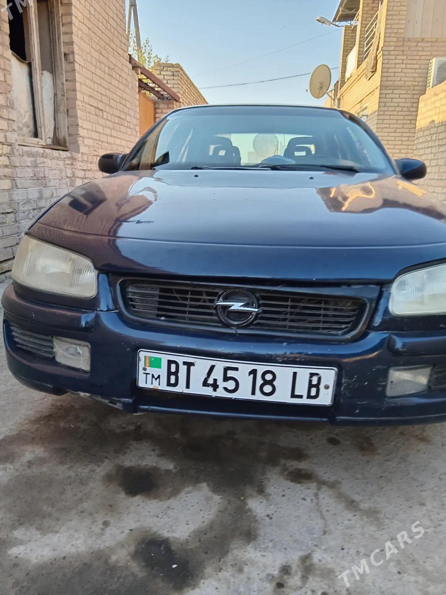 Opel Omega 1995 - 35 000 TMT - Дянев - img 4