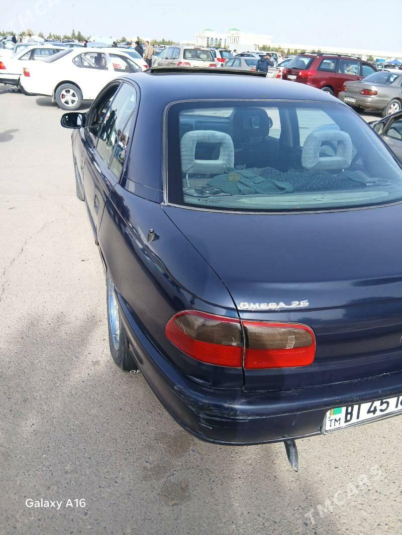 Opel Omega 1995 - 35 000 TMT - Дянев - img 1