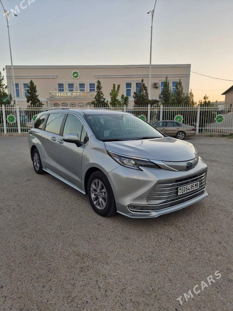 Toyota Sienna 2022 - 500 000 TMT - Мары - img 6