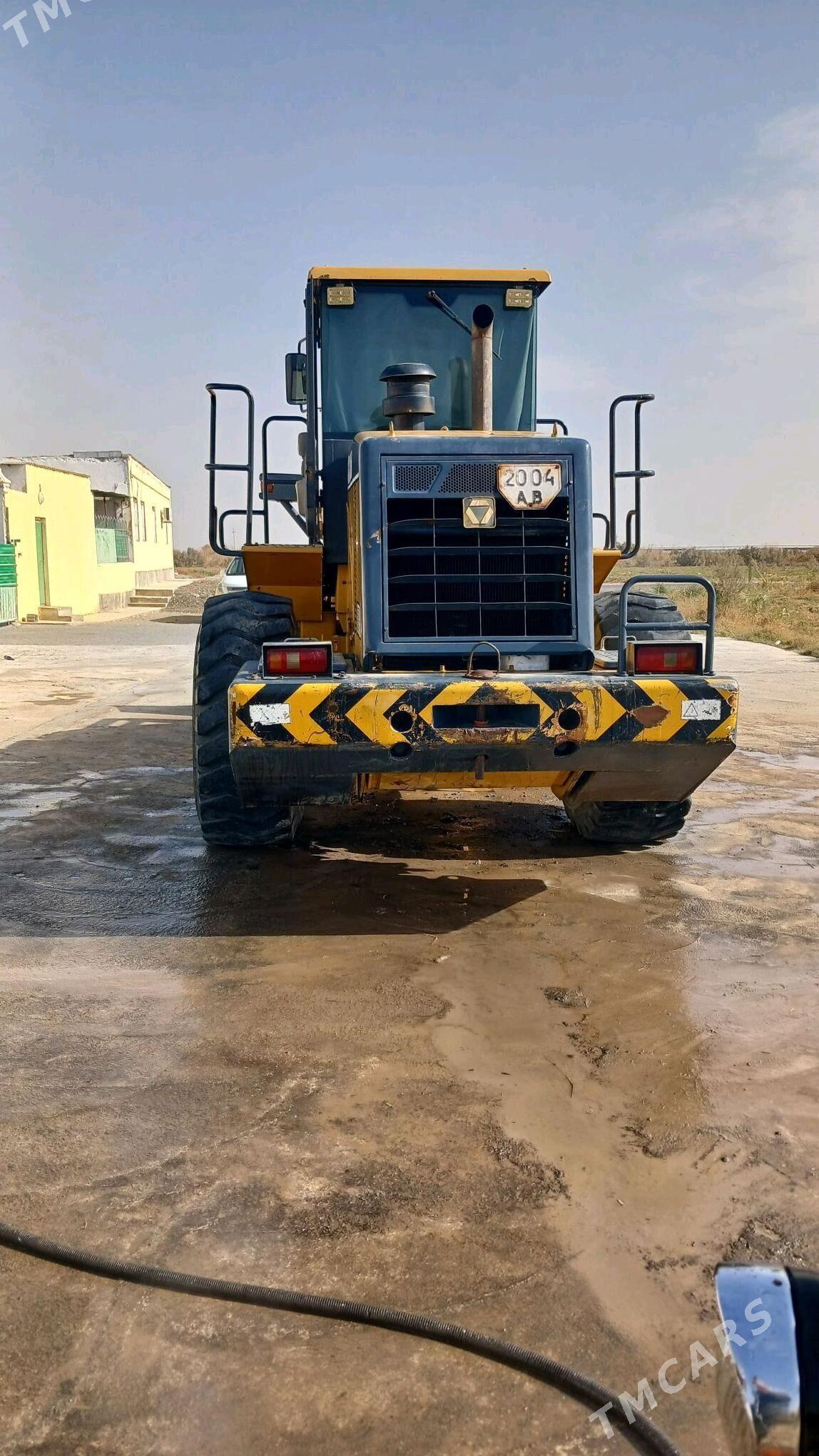XCMG ZL50 2013 - 630 000 TMT - Тязе заман - img 2