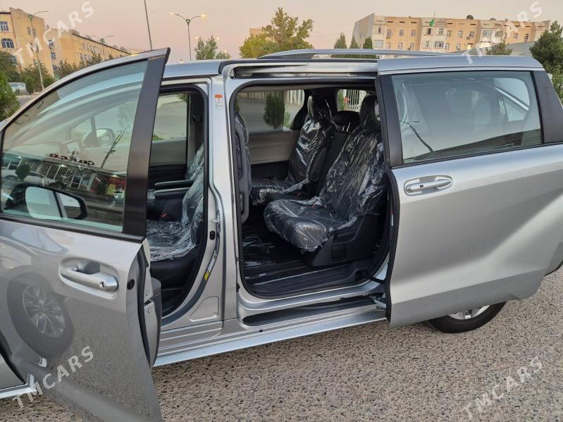 Toyota Sienna 2022 - 500 000 TMT - Мары - img 2