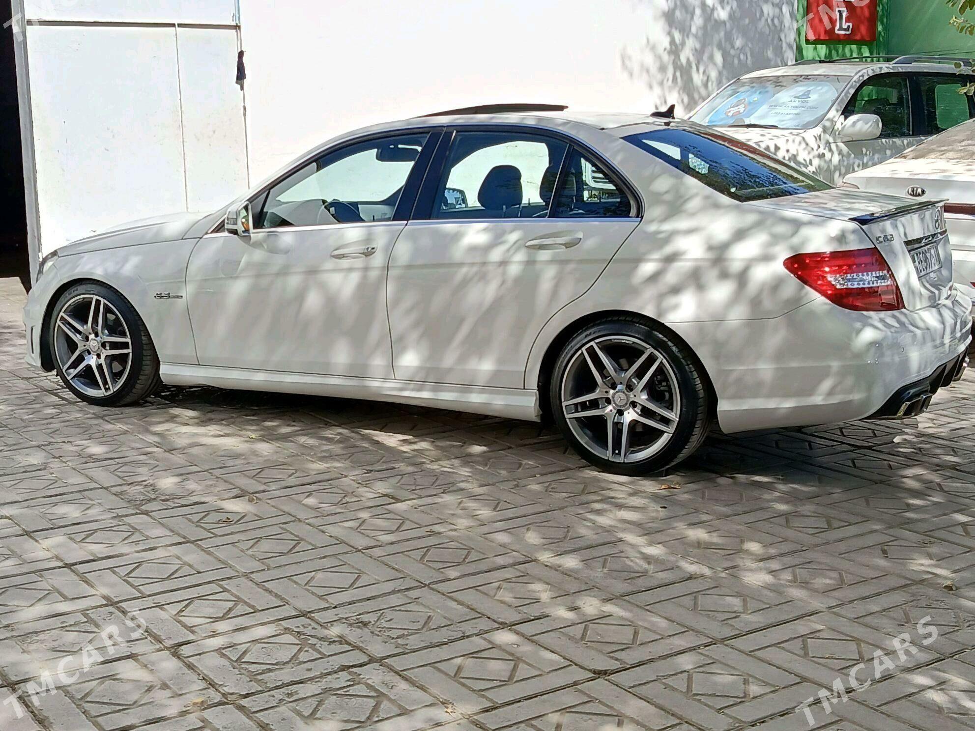 Mercedes-Benz C300 2011 - 225 000 TMT - Ашхабад - img 3