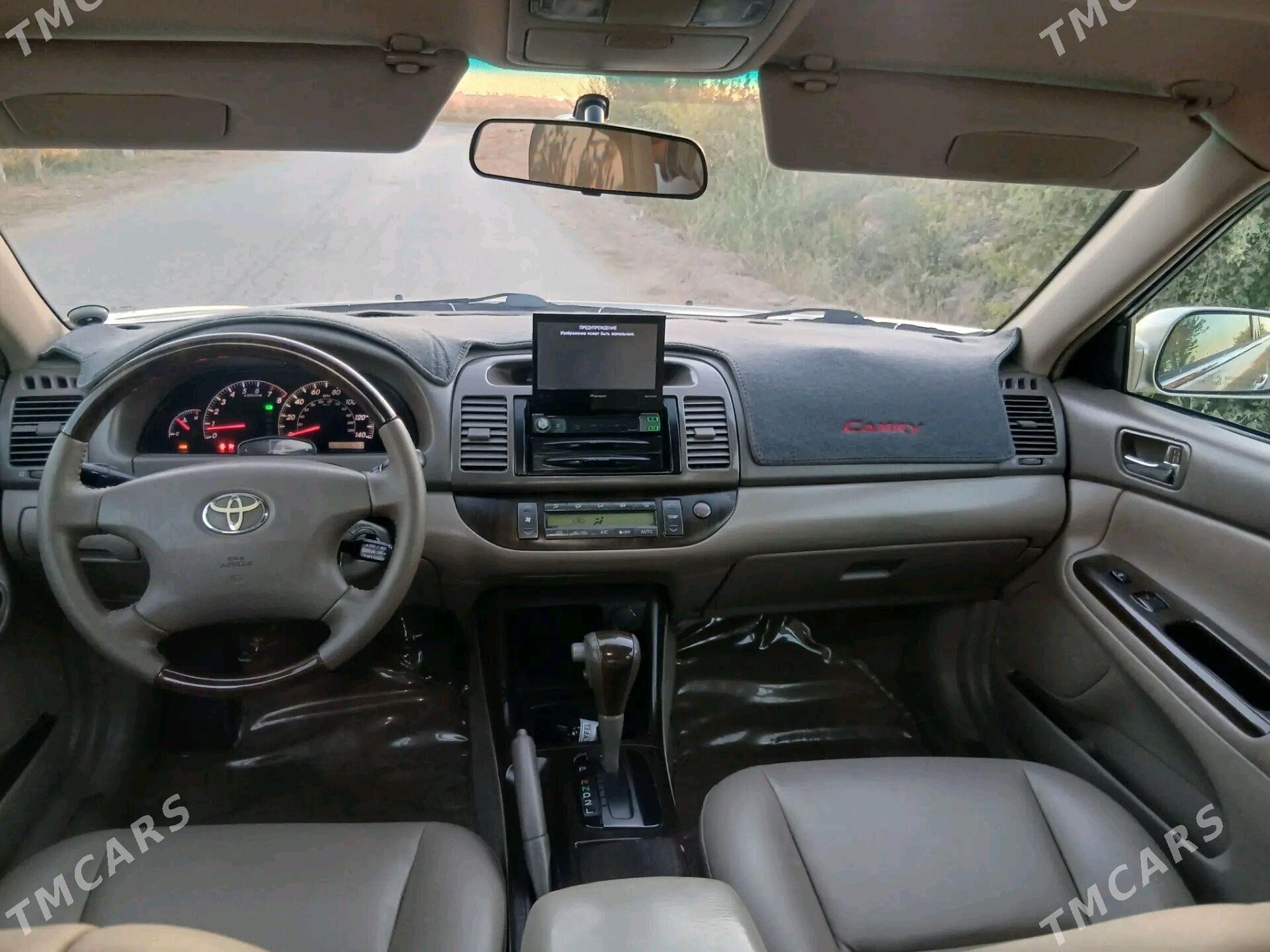 Toyota Camry 2002 - 220 000 TMT - Саят - img 9