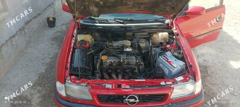 Opel Astra 1996 - 60 000 TMT - Mary - img 4