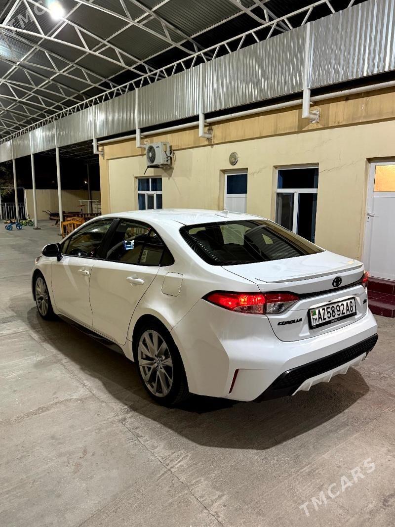 Toyota Corolla 2022 - 250 000 TMT - Бузмеин - img 6