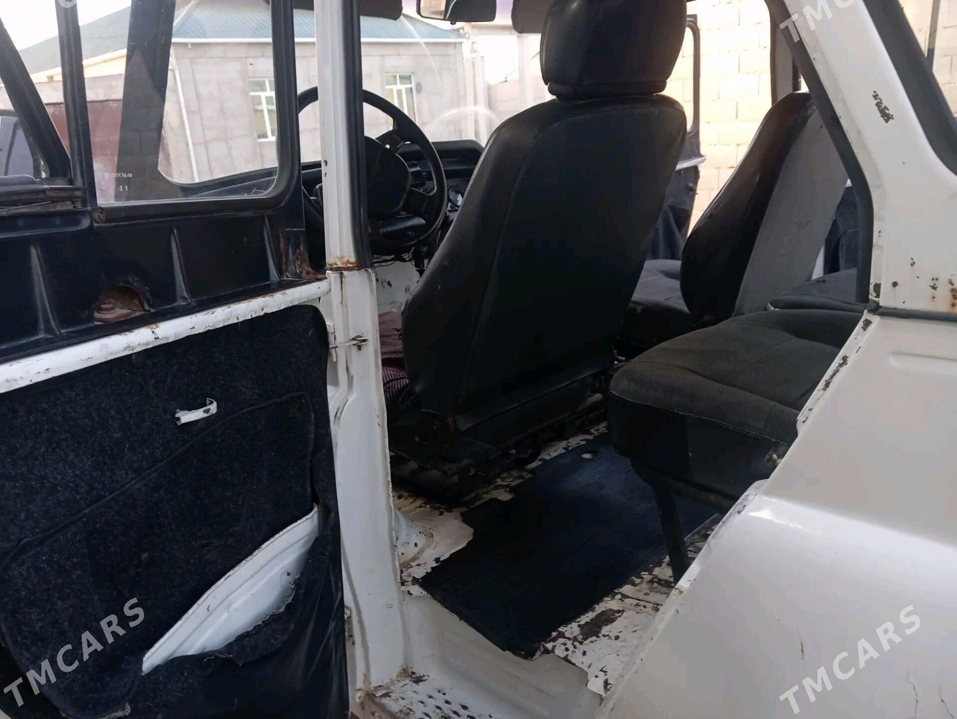 UAZ 469 2001 - 40 000 TMT - Gyzylarbat - img 8