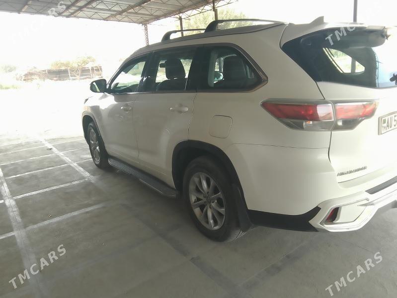 Toyota Highlander 2016 - 450 000 TMT - Сакар - img 2