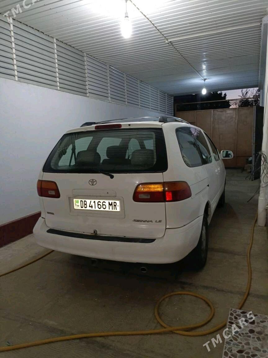 Toyota Sienna 2000 - 150 000 TMT - Шатлык - img 9