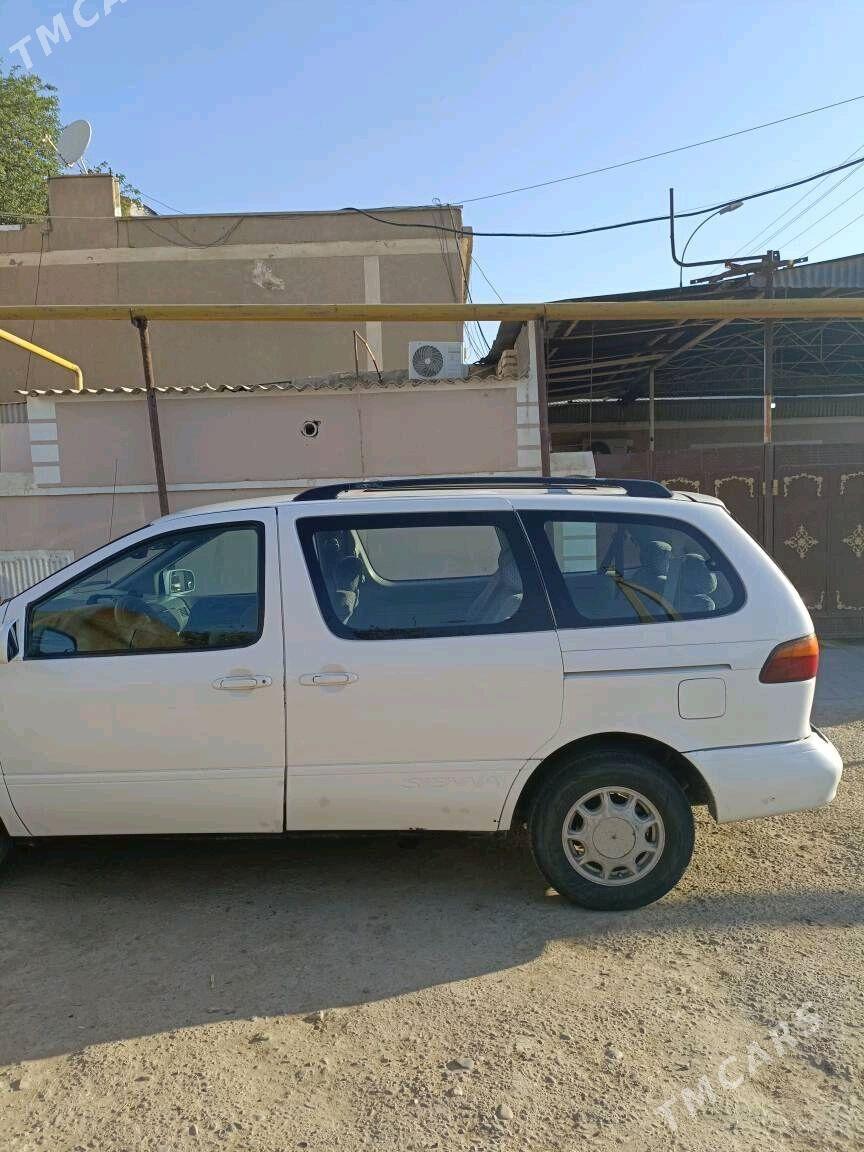 Toyota Sienna 2000 - 150 000 TMT - Шатлык - img 2