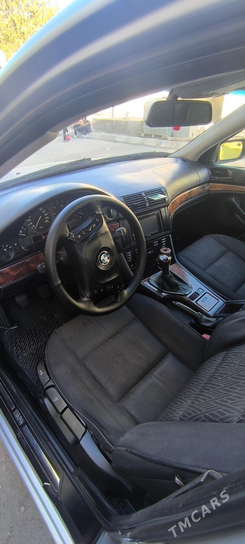 BMW 520 2002 - 100 000 TMT - Türkmenbaşy - img 7