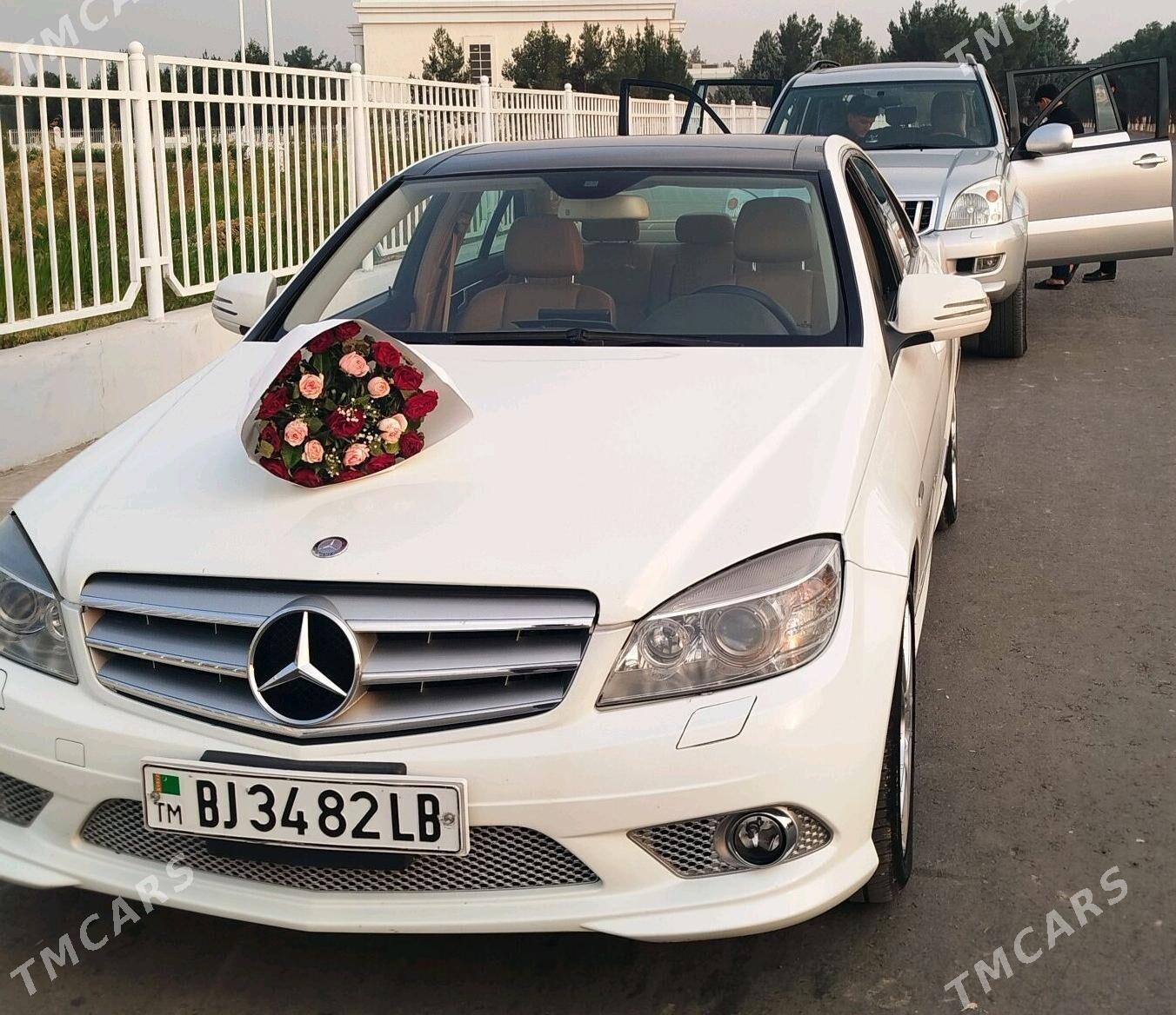 Mercedes-Benz C350 2010 - 195 000 TMT - Туркменабат - img 1