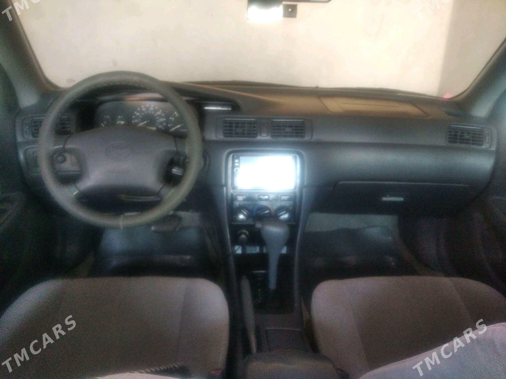 Toyota Camry 2001 - 149 000 TMT - Дашогуз - img 3