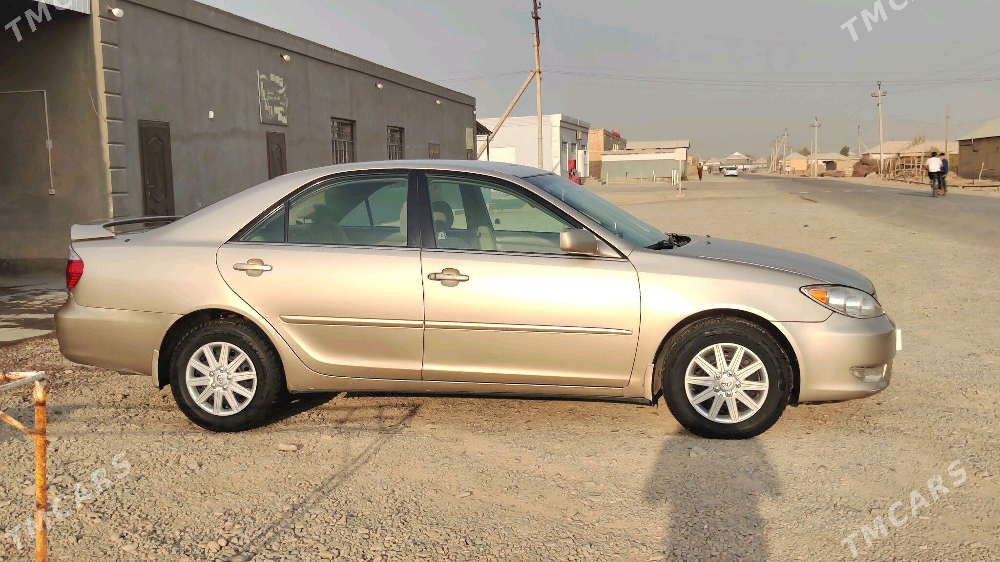 Toyota Camry 2004 - 157 000 TMT - Мары - img 8