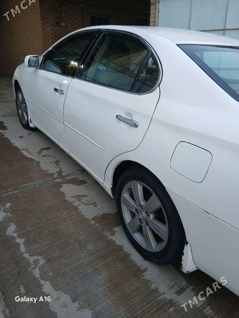 Lexus ES 300 2002 - 140 000 TMT - Халач - img 5