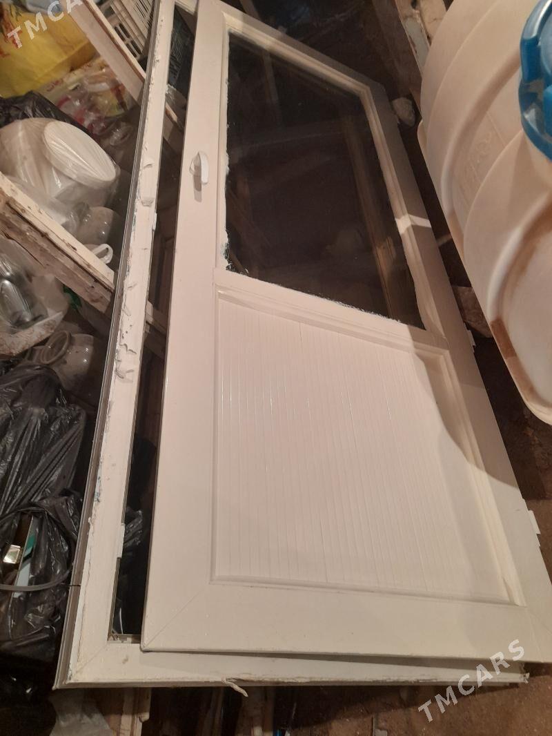 Aýnaly   plastik   gapy - Гаудан "В" - img 2