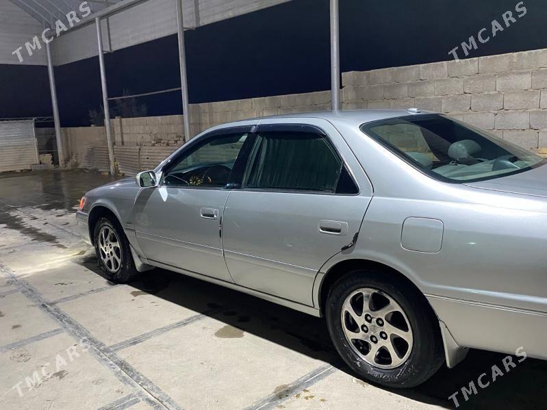 Toyota Camry 2000 - 170 000 TMT - Magdanly - img 2