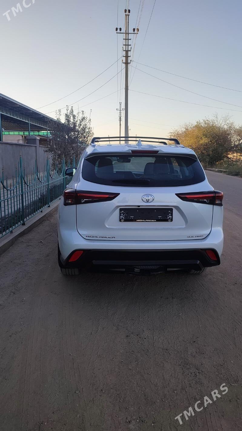 Toyota Highlander 2024 - 720 000 TMT - Daşoguz - img 8