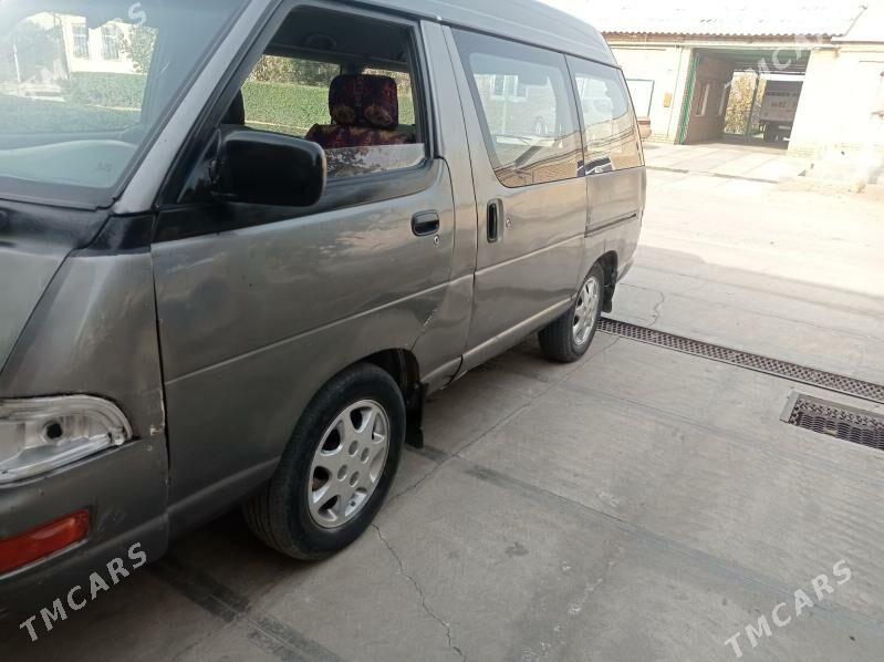 Toyota Town Ace 1993 - 25 000 TMT - Saýat - img 3