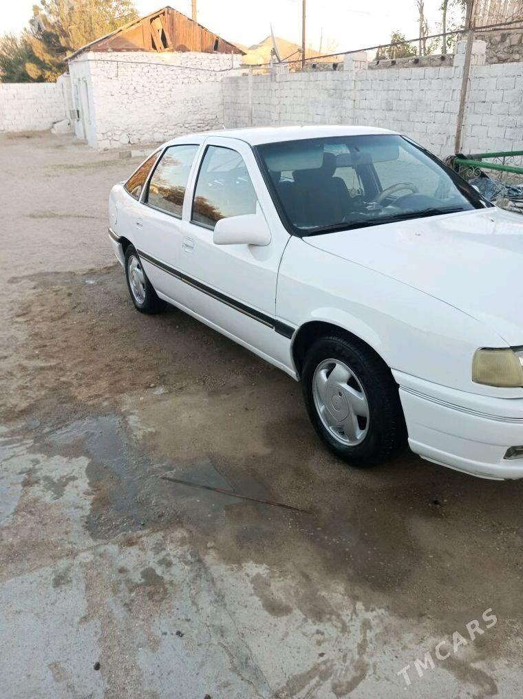 Opel Vectra 1989 - 40 000 TMT - Джебел - img 3